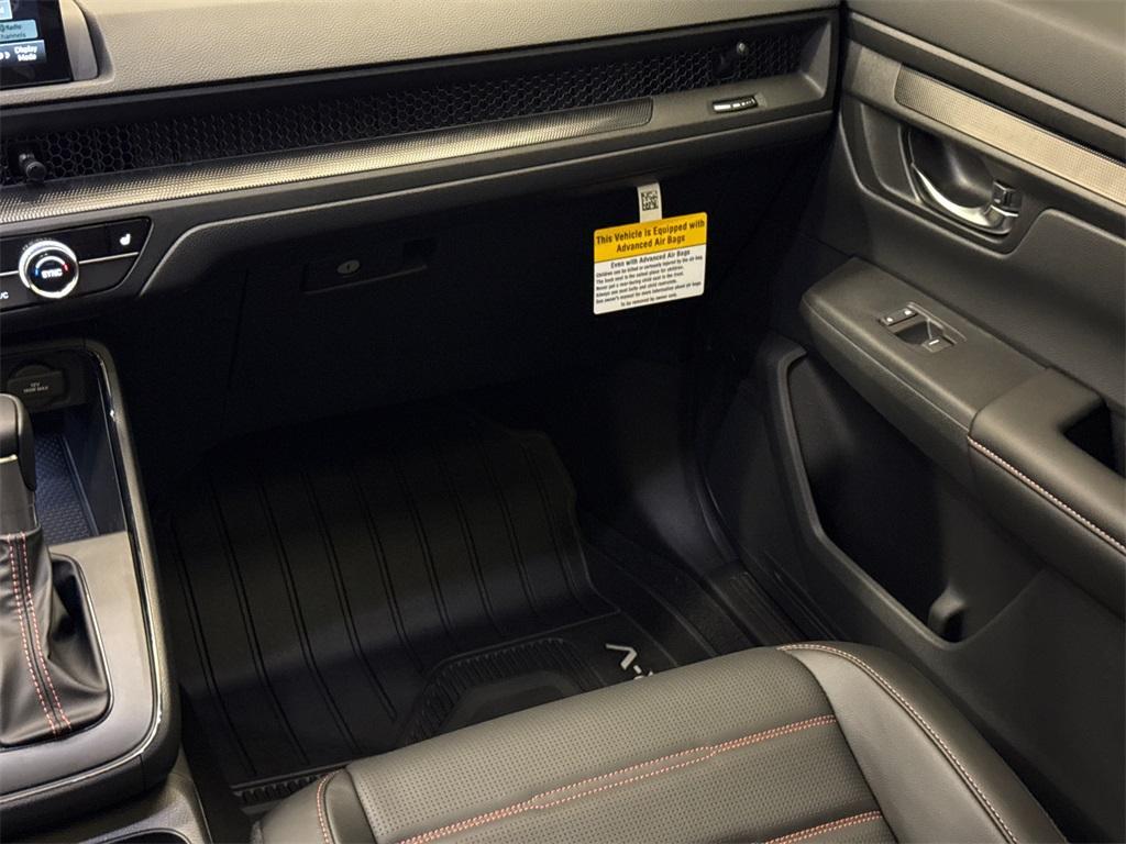 new 2025 Honda CR-V Hybrid car, priced at $37,287