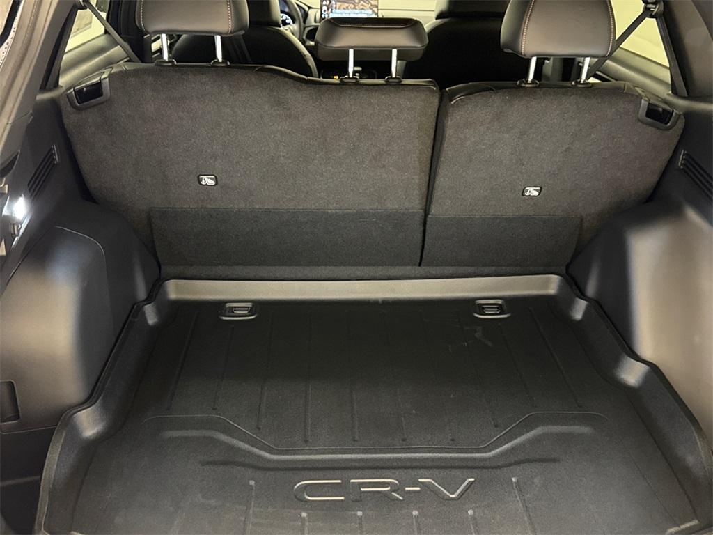 new 2025 Honda CR-V Hybrid car, priced at $37,287