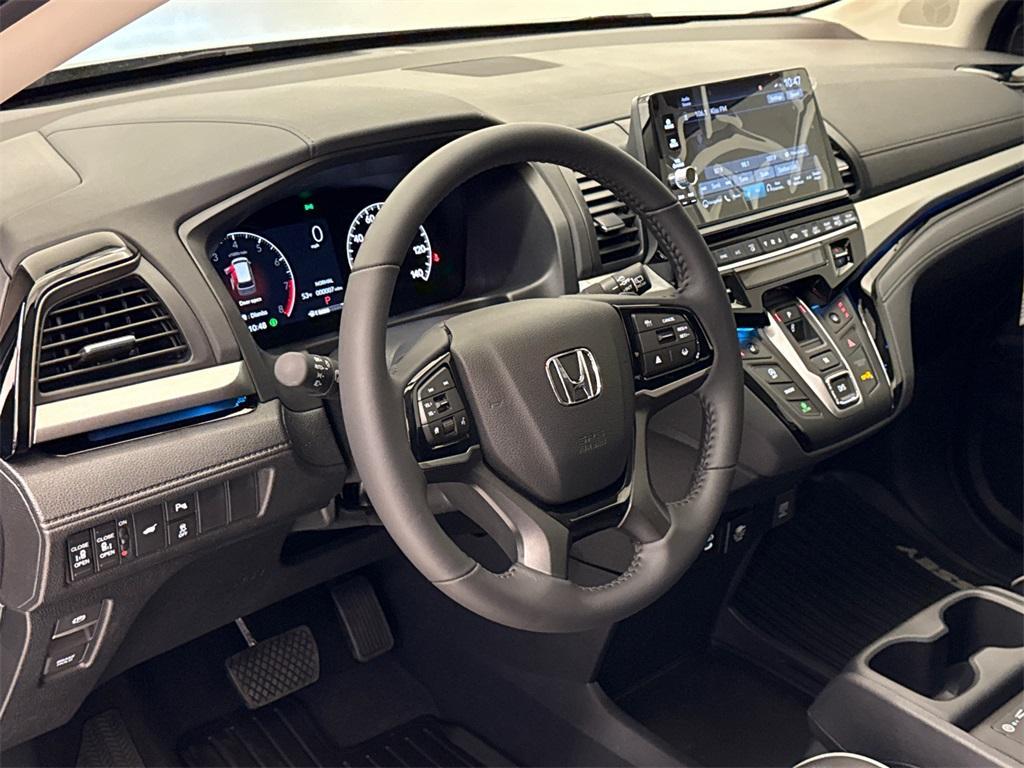 new 2025 Honda Odyssey car, priced at $46,348