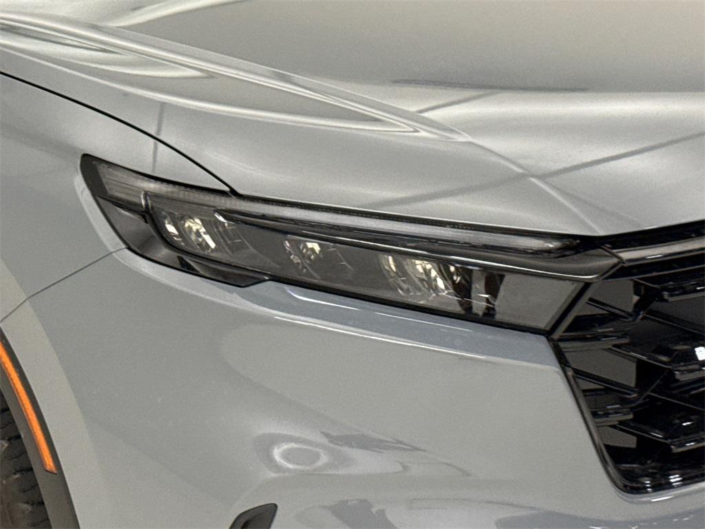 new 2026 Honda CR-V Hybrid car, priced at $38,765