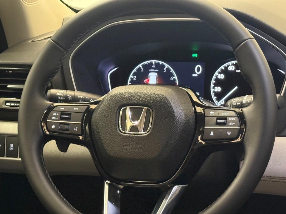 new 2025 Honda Pilot car, priced at $45,868