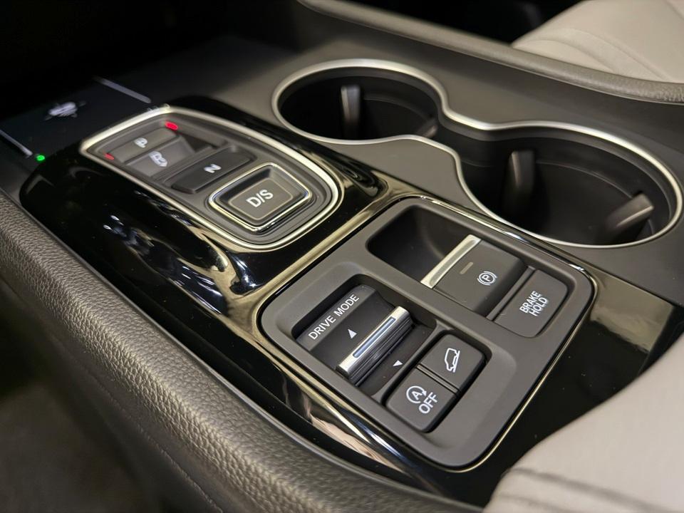 new 2025 Honda Pilot car, priced at $45,868