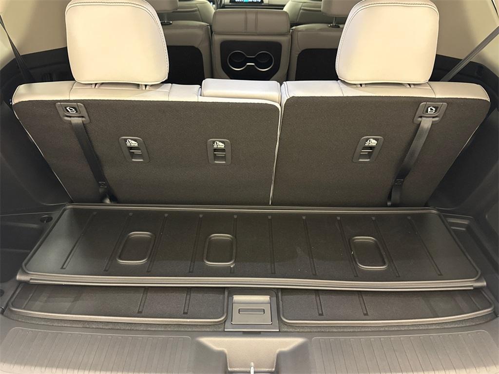 new 2025 Honda Pilot car, priced at $50,278
