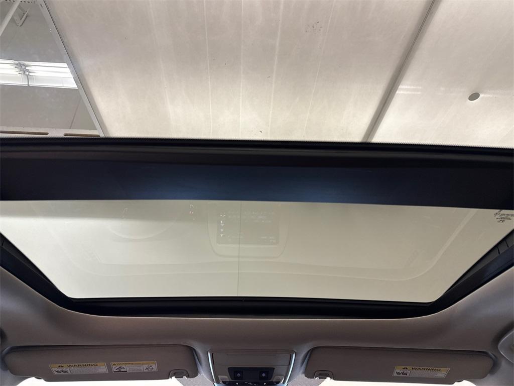 new 2025 Honda Pilot car, priced at $52,280