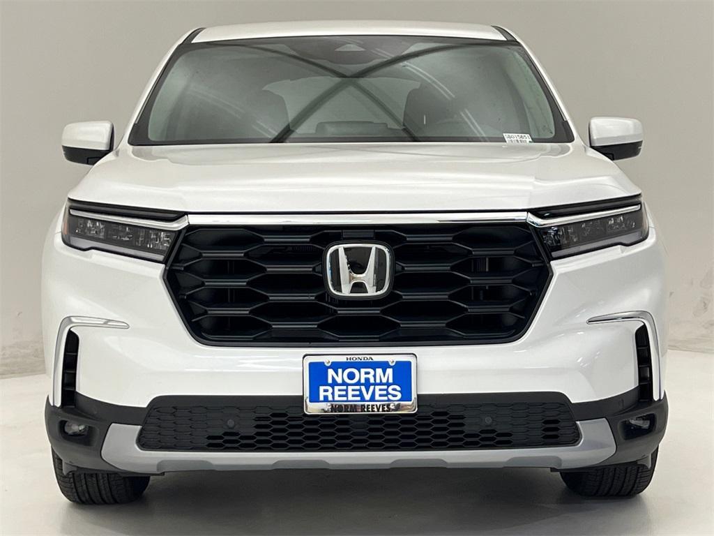 new 2025 Honda Pilot car, priced at $42,127