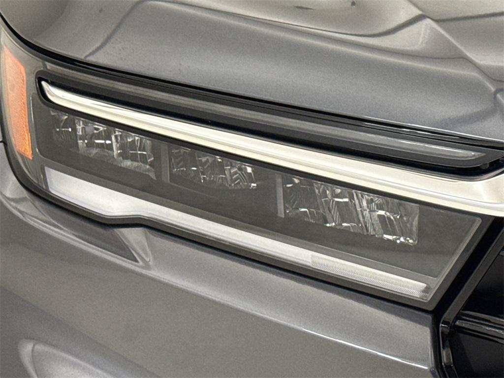 new 2025 Honda Pilot car, priced at $47,950