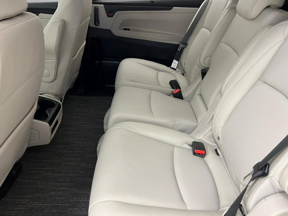 new 2025 Honda Odyssey car, priced at $40,218