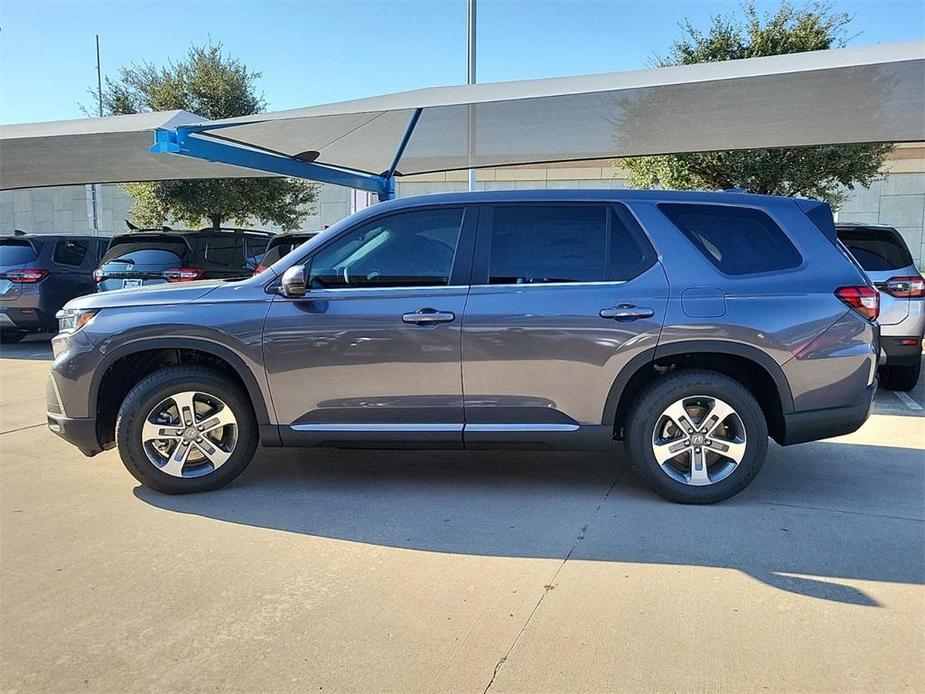 new 2025 Honda Pilot car, priced at $45,075