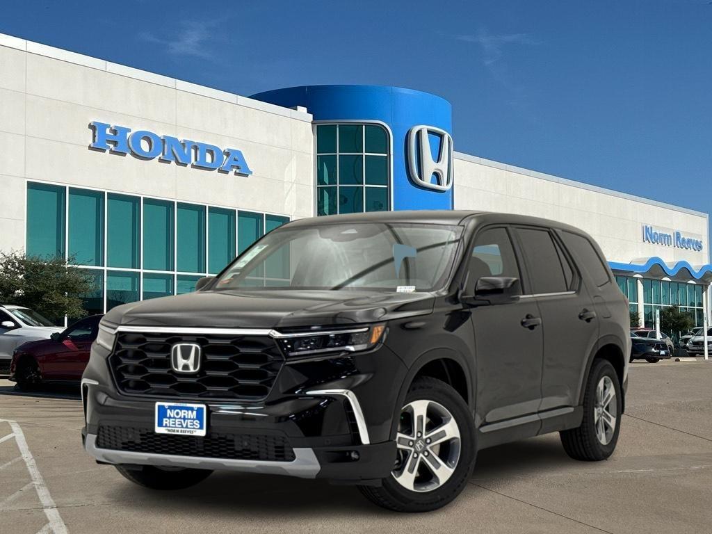 new 2025 Honda Pilot car, priced at $45,630