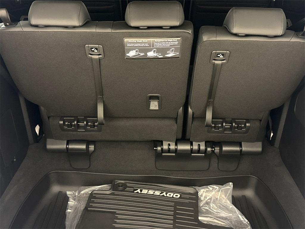 new 2025 Honda Odyssey car, priced at $41,679