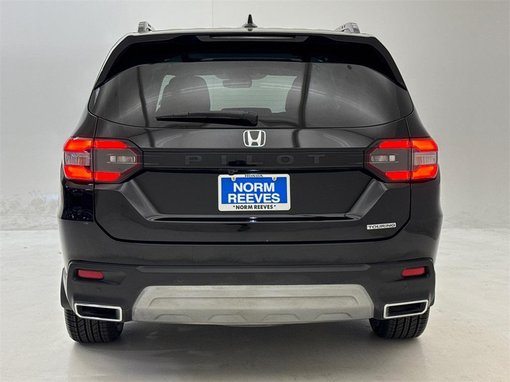 used 2023 Honda Pilot car, priced at $37,750