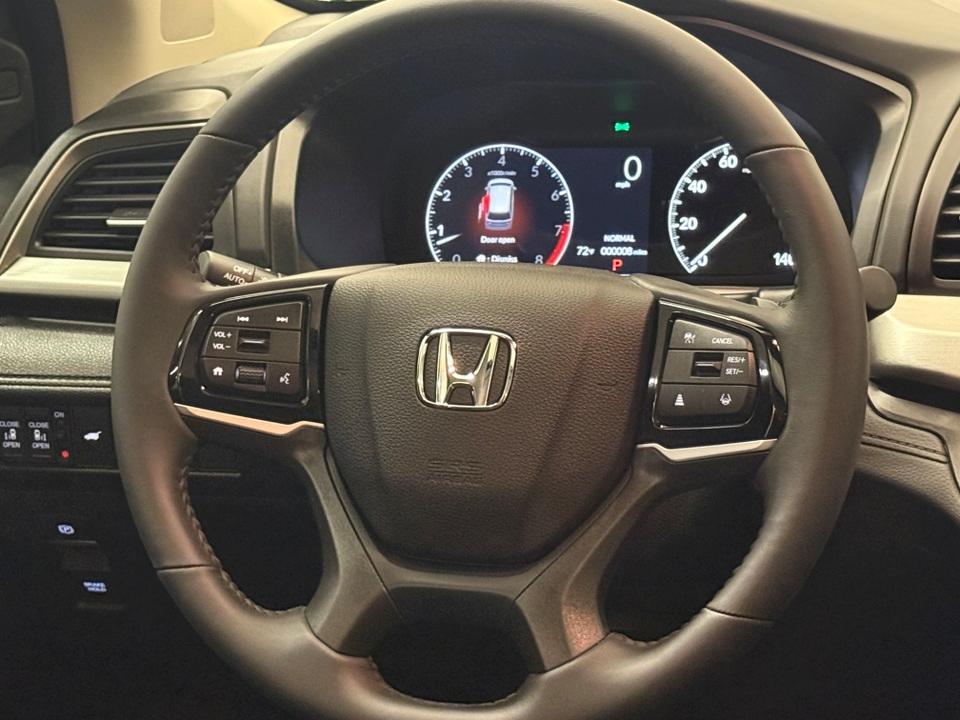 new 2026 Honda Odyssey car, priced at $43,290