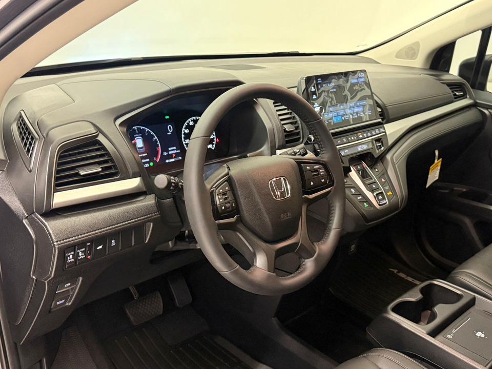 new 2026 Honda Odyssey car, priced at $43,290