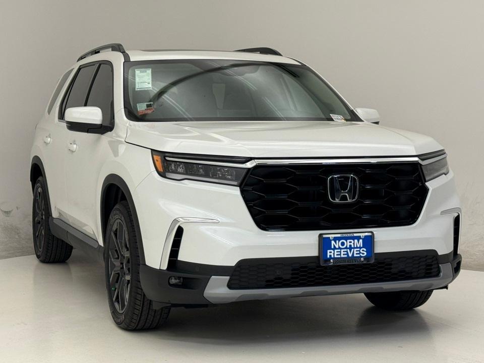 new 2025 Honda Pilot car, priced at $48,055