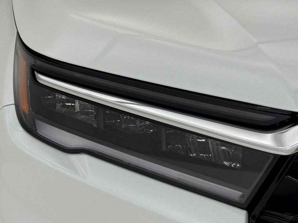 new 2025 Honda Pilot car, priced at $48,055
