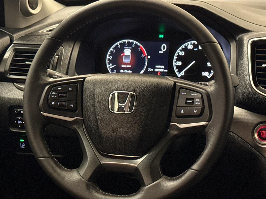 new 2025 Honda Ridgeline car, priced at $39,814