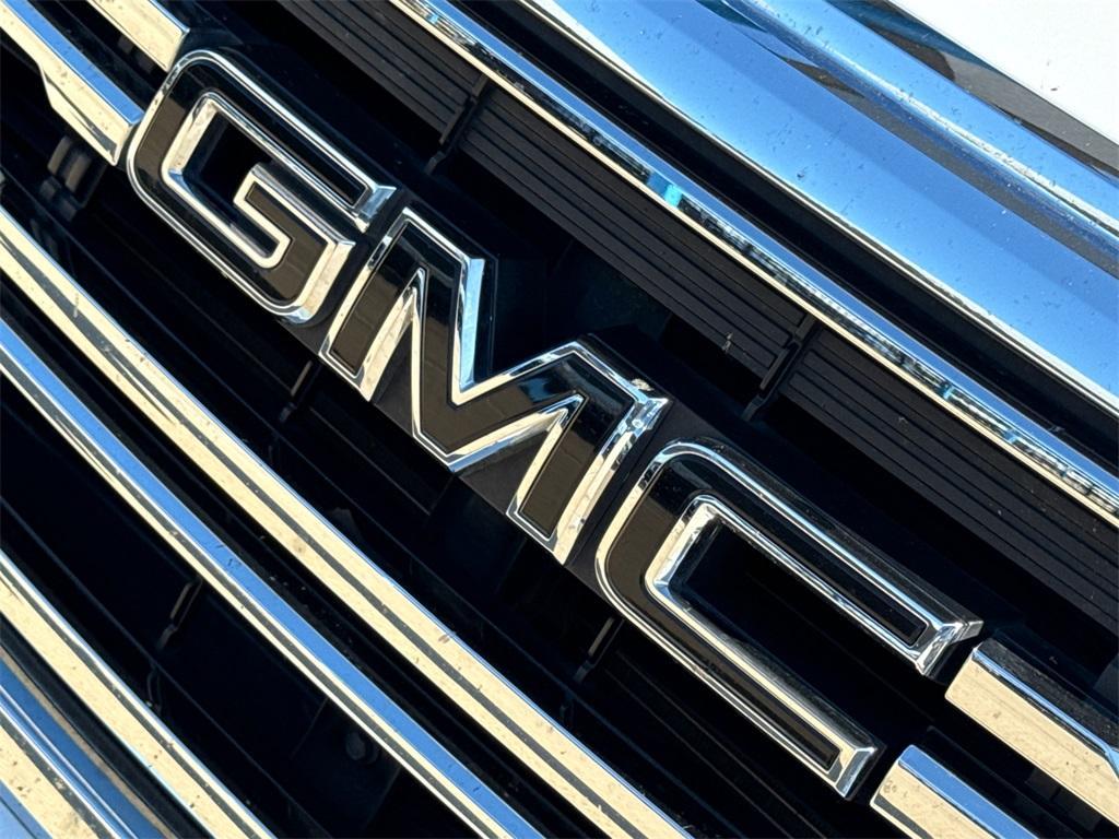 used 2023 GMC Acadia car, priced at $28,473