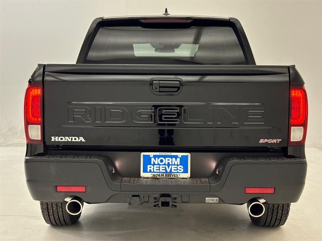 new 2025 Honda Ridgeline car, priced at $39,814