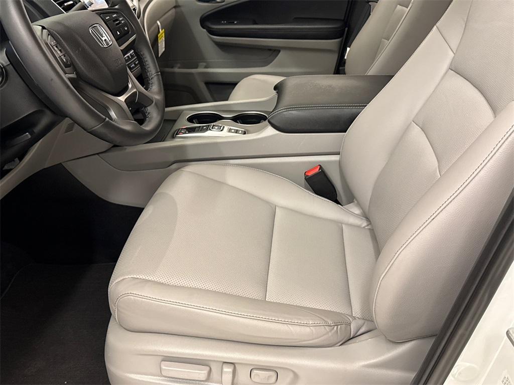 used 2024 Honda Ridgeline car, priced at $34,982