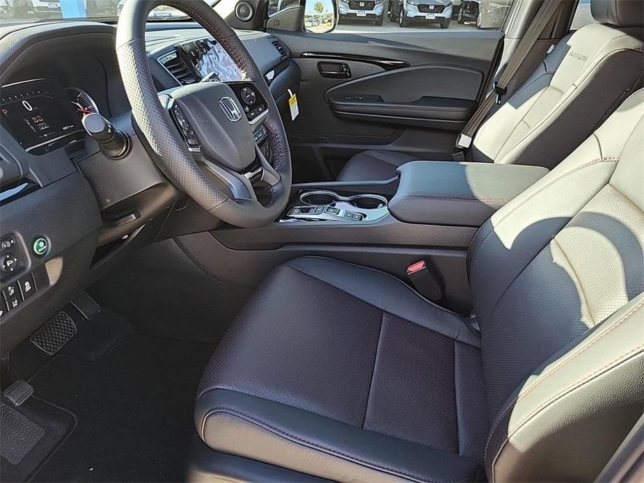 new 2025 Honda Passport car, priced at $46,217