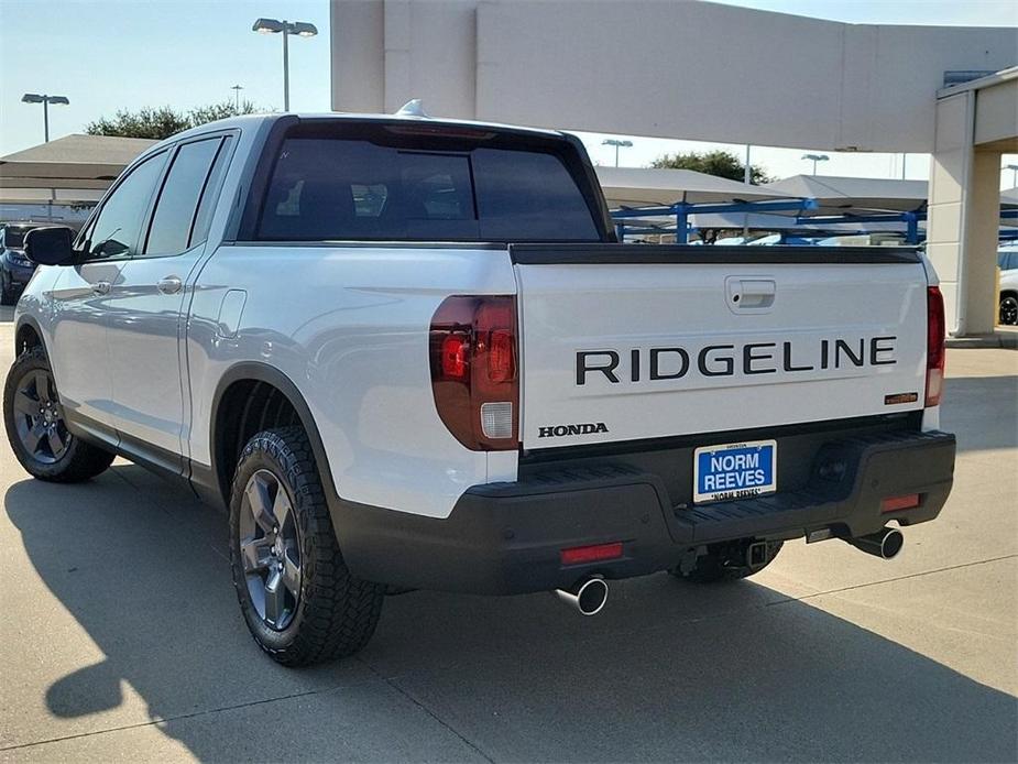 new 2024 Honda Ridgeline car, priced at $43,722