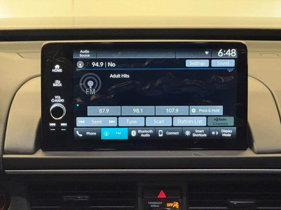 new 2025 Honda Pilot car, priced at $42,698