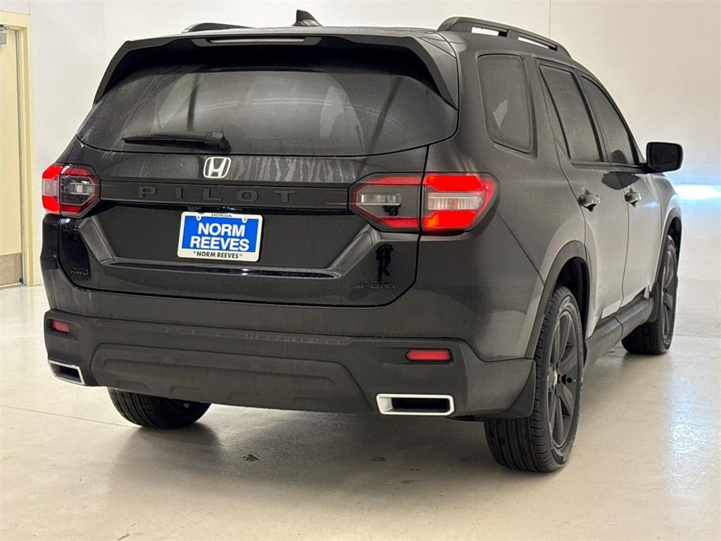 new 2025 Honda Pilot car, priced at $43,862