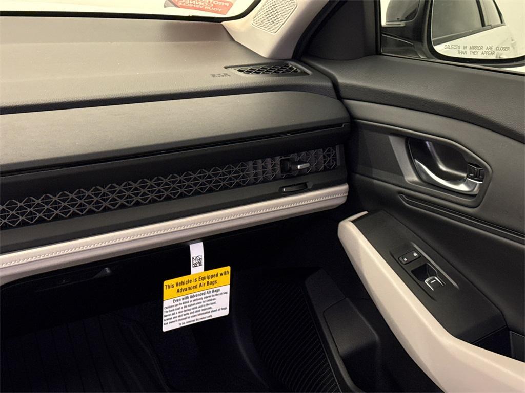 new 2025 Honda Accord car, priced at $31,460