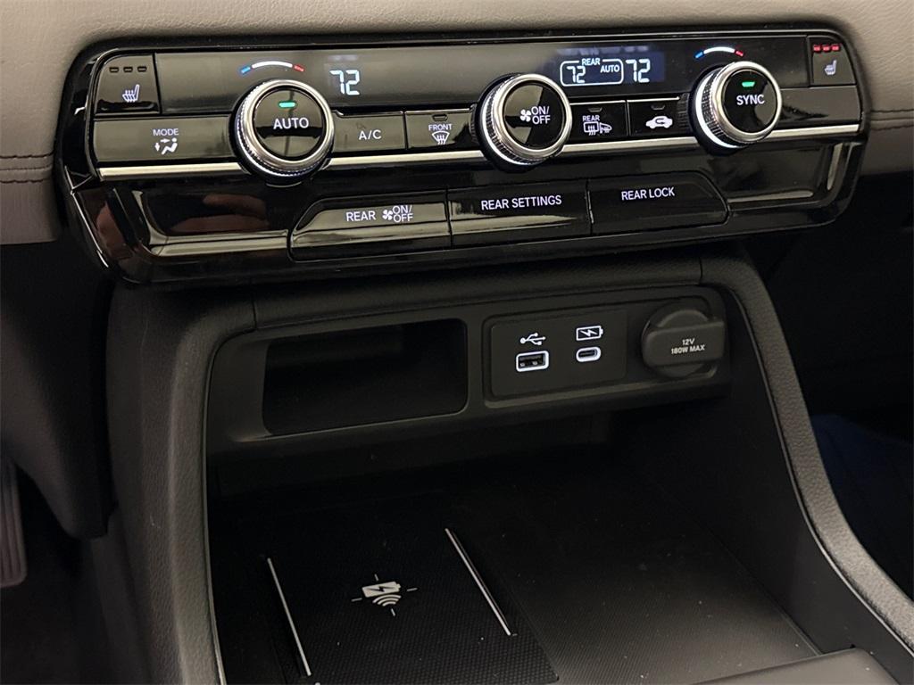 new 2025 Honda Pilot car, priced at $46,319