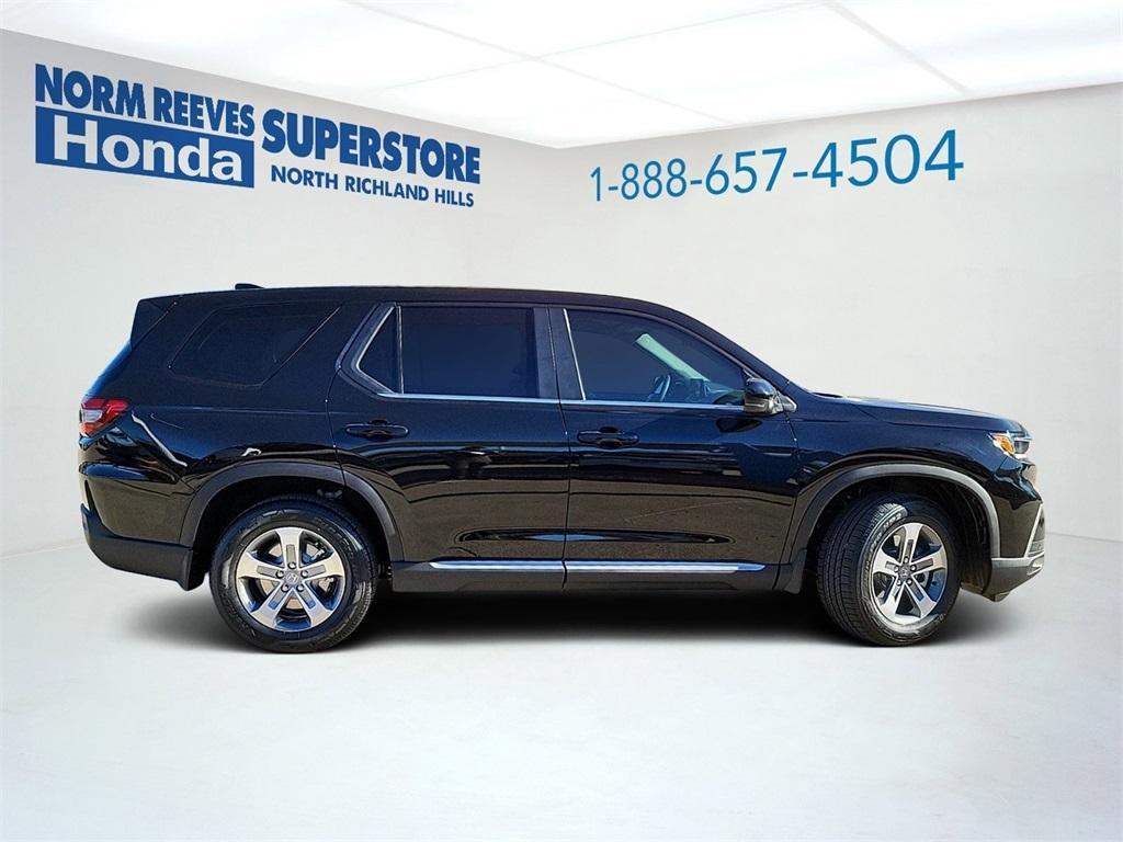 new 2025 Honda Pilot car, priced at $42,090