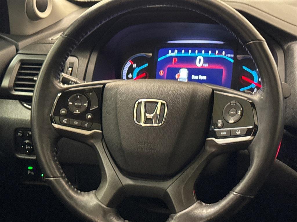 used 2020 Honda Pilot car, priced at $23,471