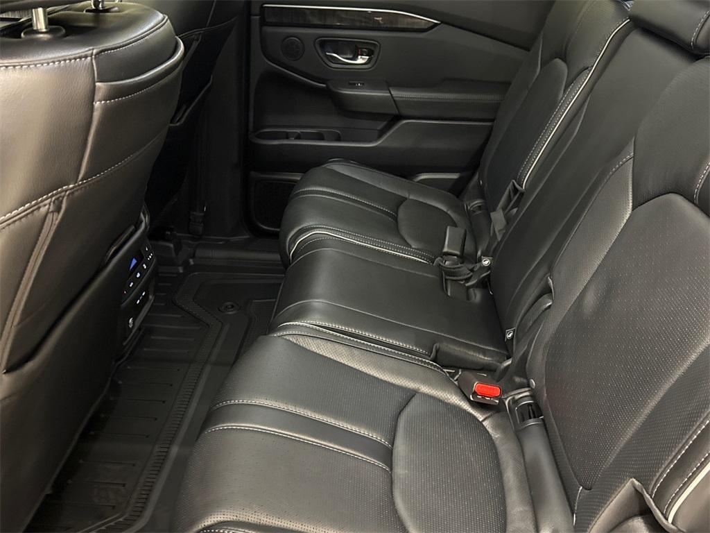 new 2025 Honda Pilot car, priced at $51,377