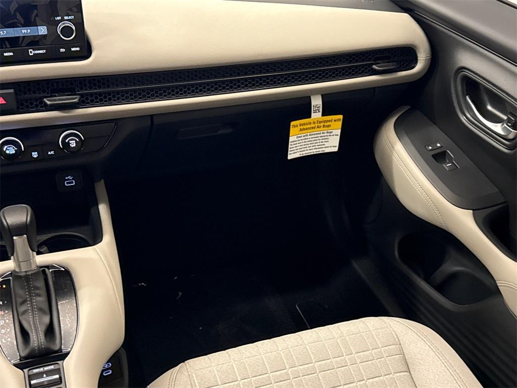 new 2025 Honda HR-V car, priced at $27,250