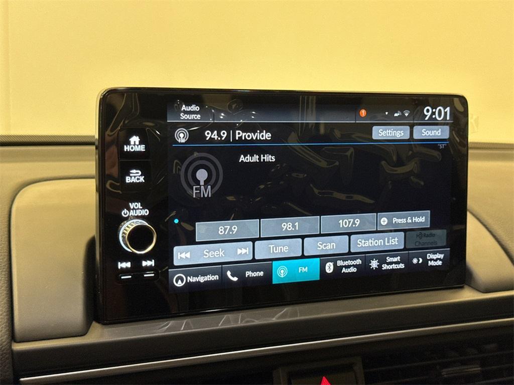 new 2025 Honda Pilot car, priced at $47,332