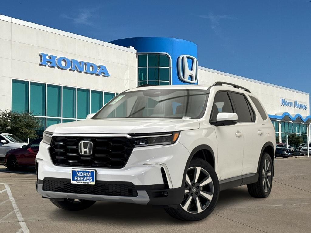 new 2025 Honda Pilot car, priced at $49,929