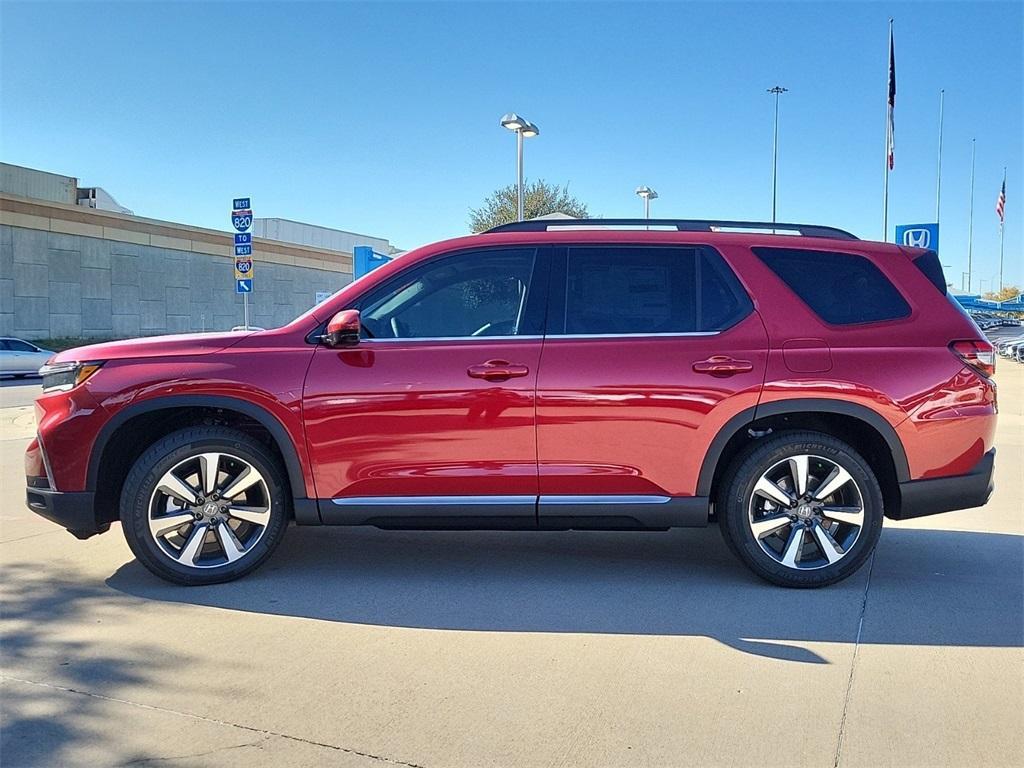 new 2025 Honda Pilot car, priced at $45,166