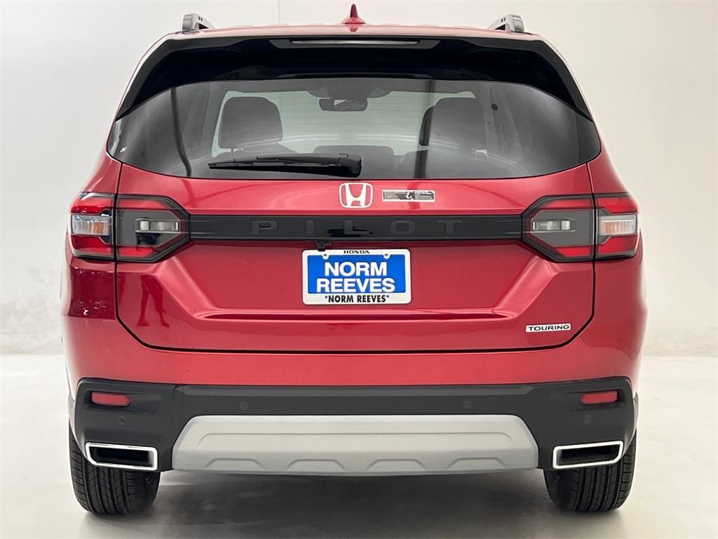 new 2025 Honda Pilot car, priced at $45,765