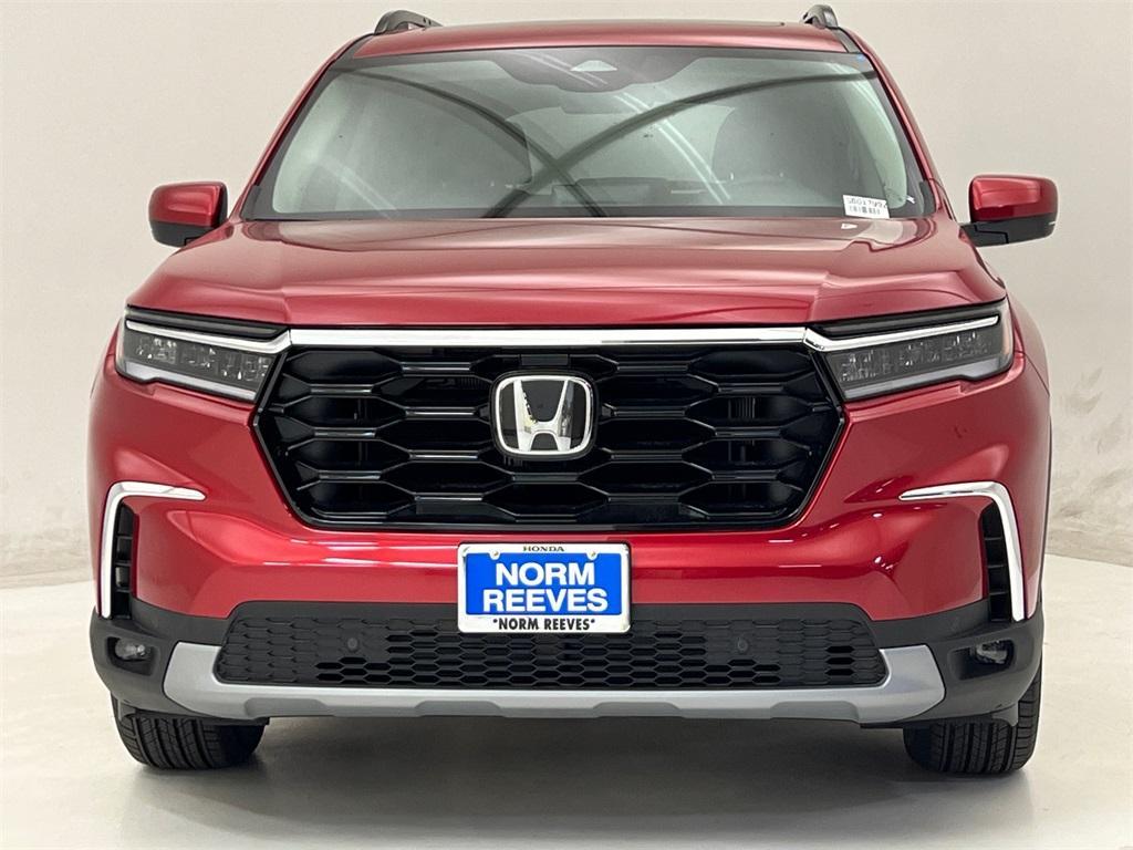 new 2025 Honda Pilot car, priced at $45,765