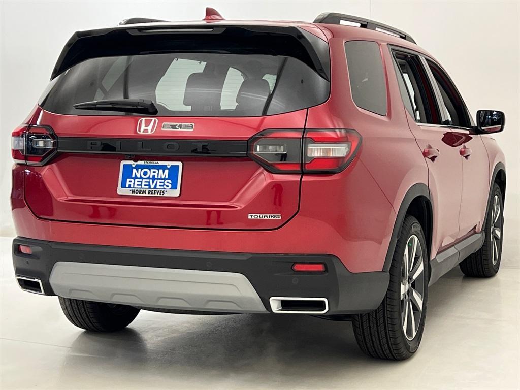 new 2025 Honda Pilot car, priced at $45,765