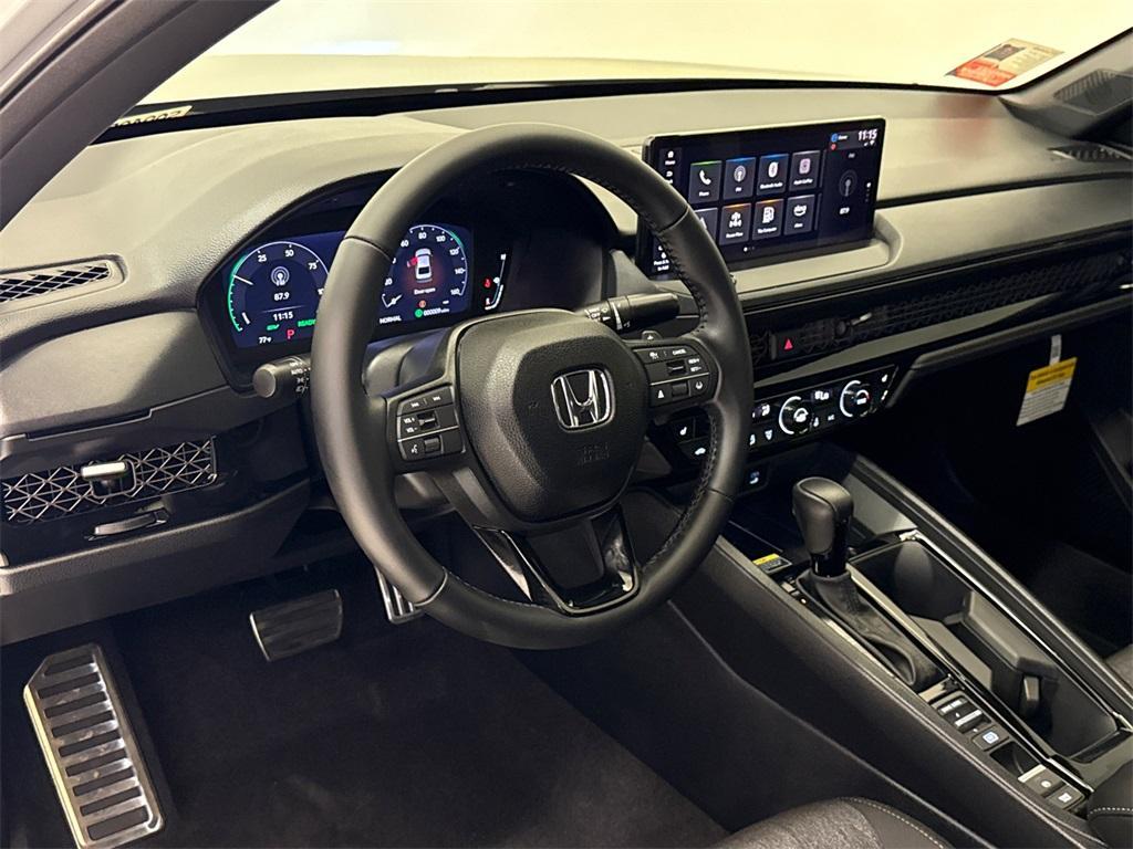 new 2025 Honda Accord Hybrid car, priced at $33,324