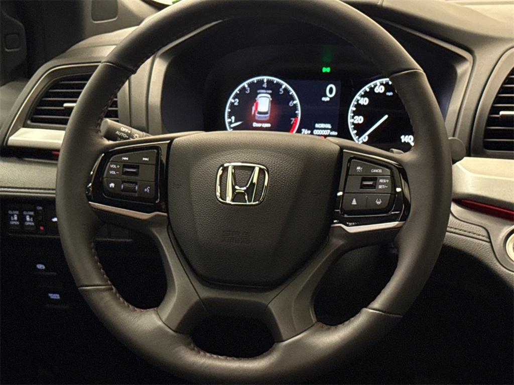 new 2025 Honda Odyssey car, priced at $42,659