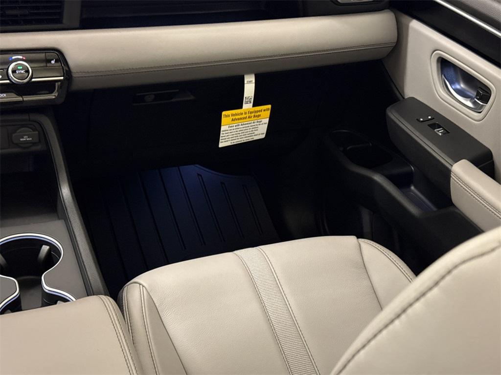 new 2025 Honda Pilot car, priced at $48,600