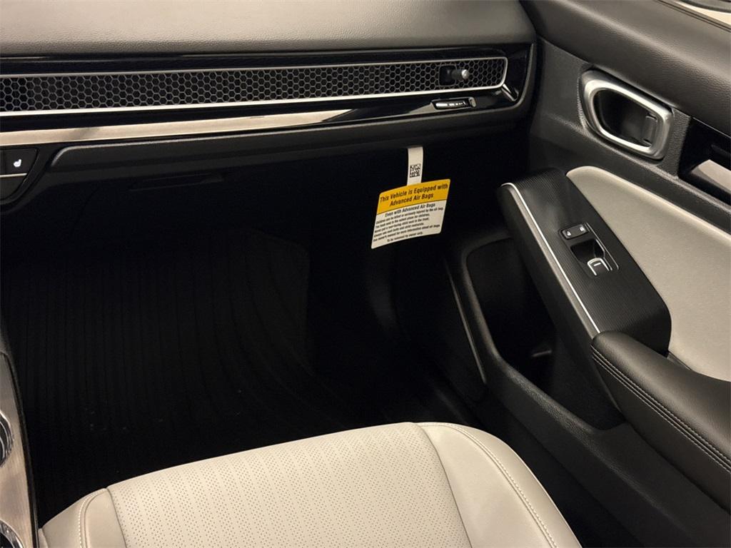 new 2025 Honda Civic Hybrid car, priced at $32,600