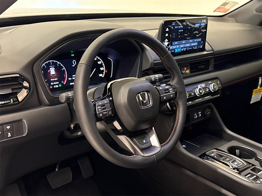 new 2025 Honda Pilot car, priced at $47,887