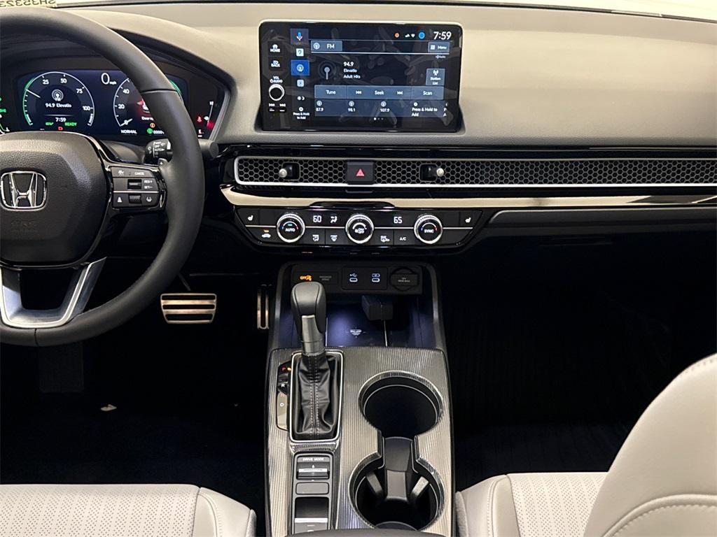 new 2025 Honda Civic Hybrid car, priced at $31,654