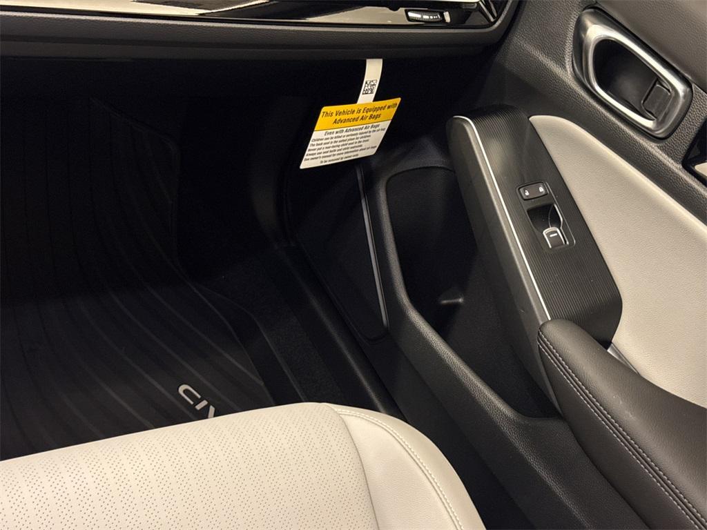 new 2025 Honda Civic Hybrid car, priced at $31,654