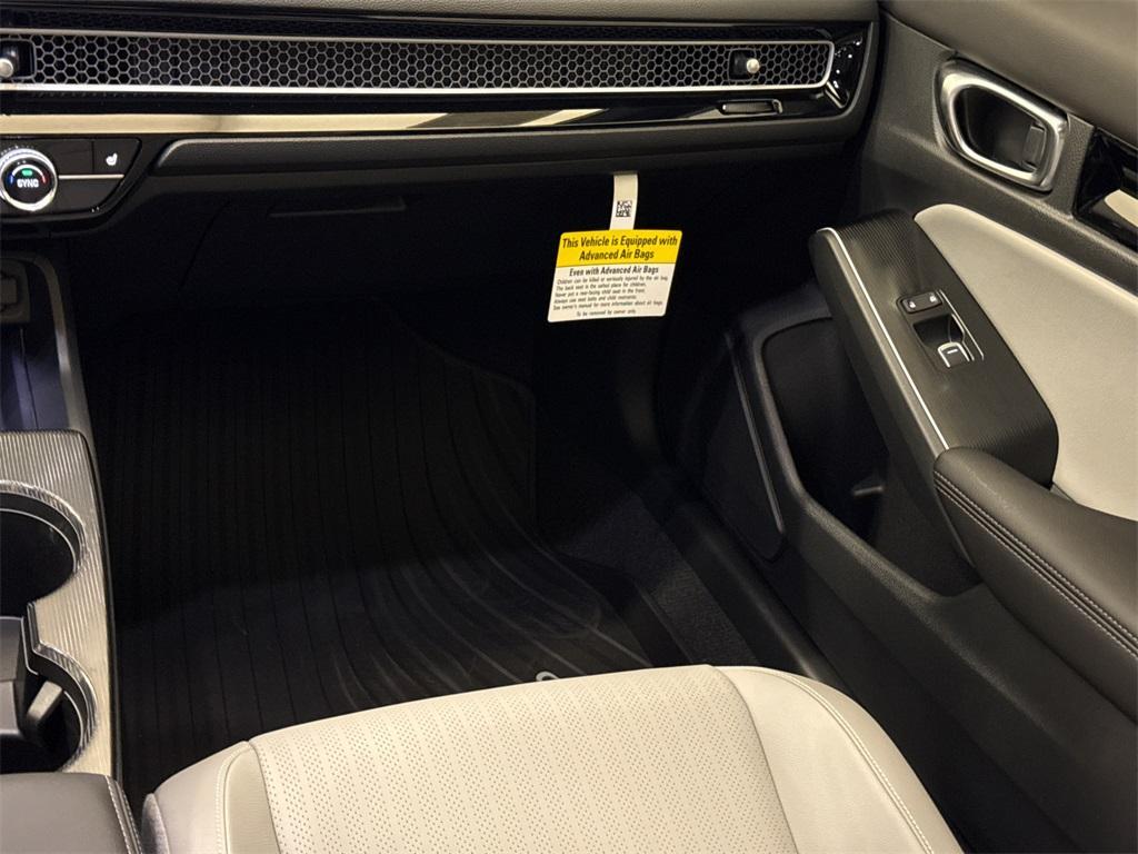 new 2025 Honda Civic Hybrid car, priced at $32,779