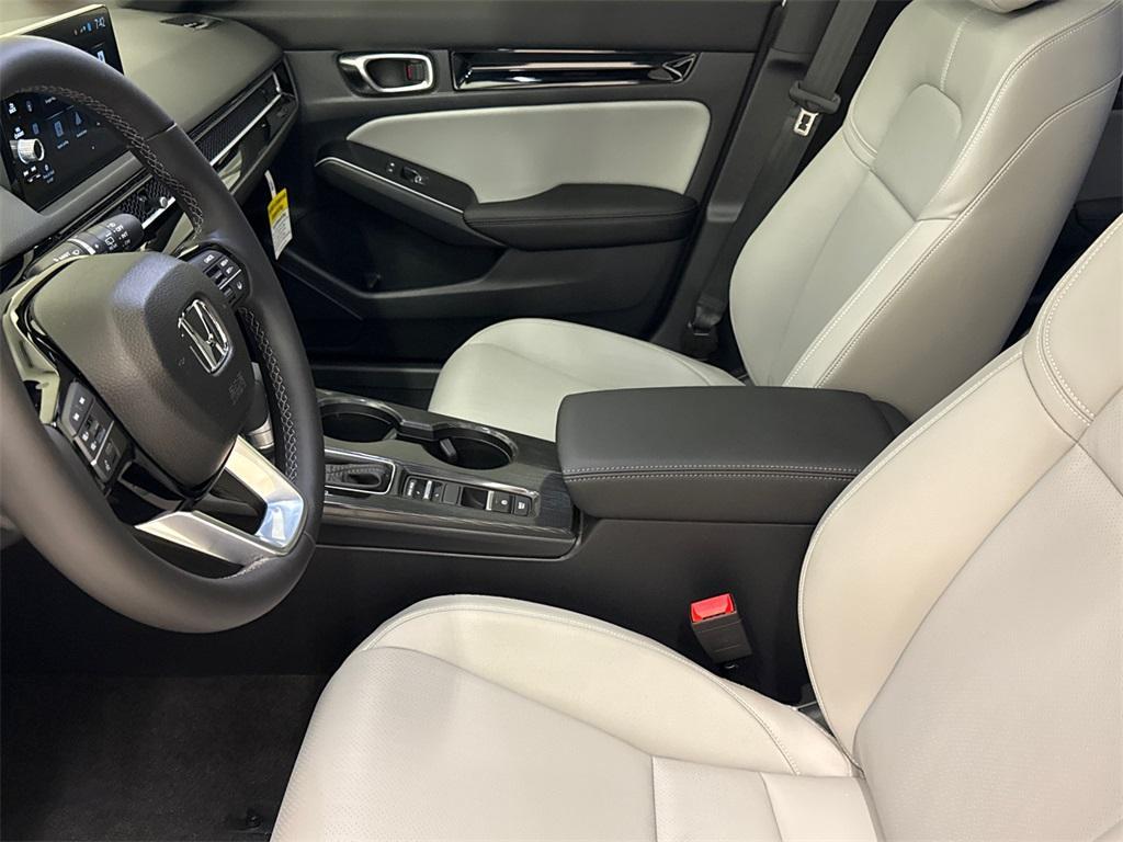 new 2025 Honda Civic Hybrid car, priced at $32,779