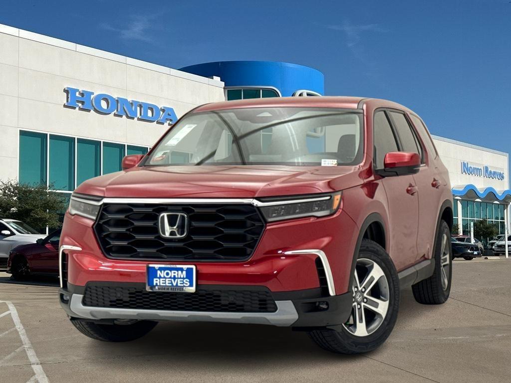new 2025 Honda Pilot car, priced at $43,280