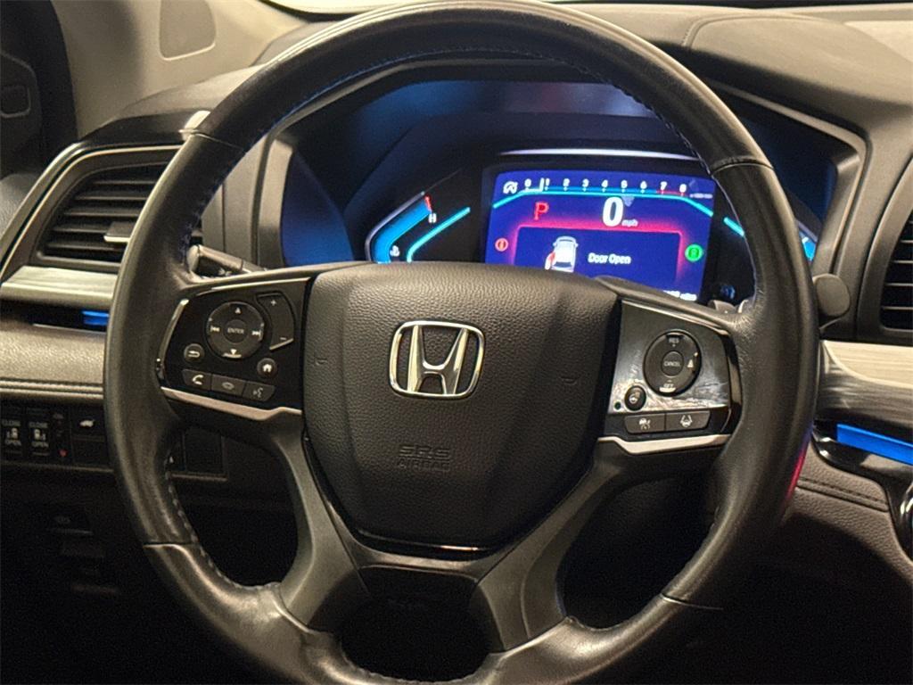 used 2023 Honda Odyssey car, priced at $38,591
